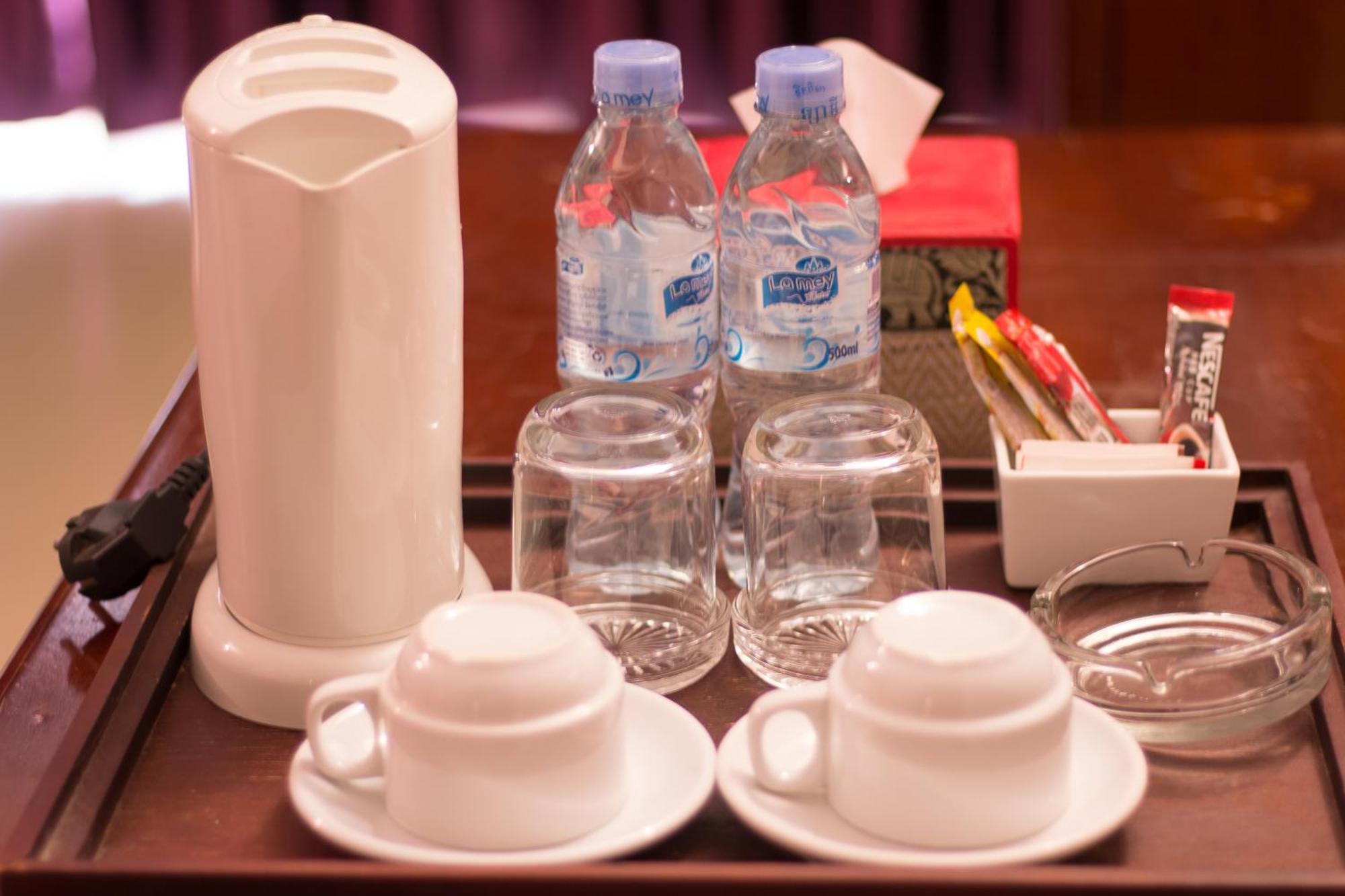 Mekong Angkor Deluxe Hotel Сиемрип Экстерьер фото