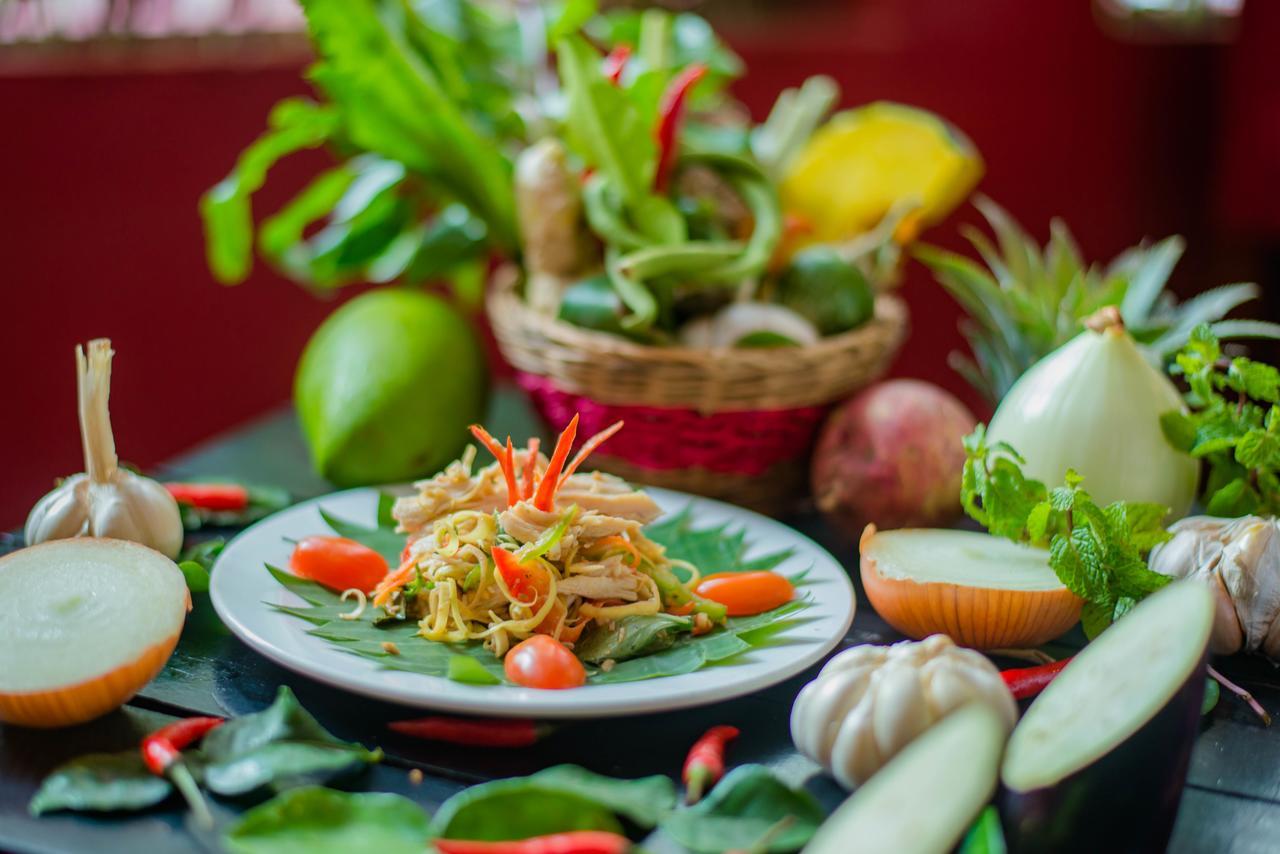 Mekong Angkor Deluxe Hotel Сиемрип Экстерьер фото