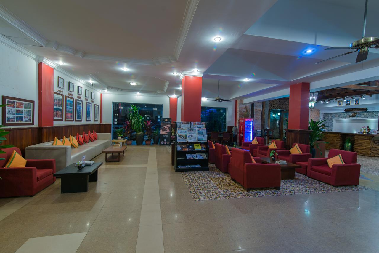Mekong Angkor Deluxe Hotel Сиемрип Экстерьер фото