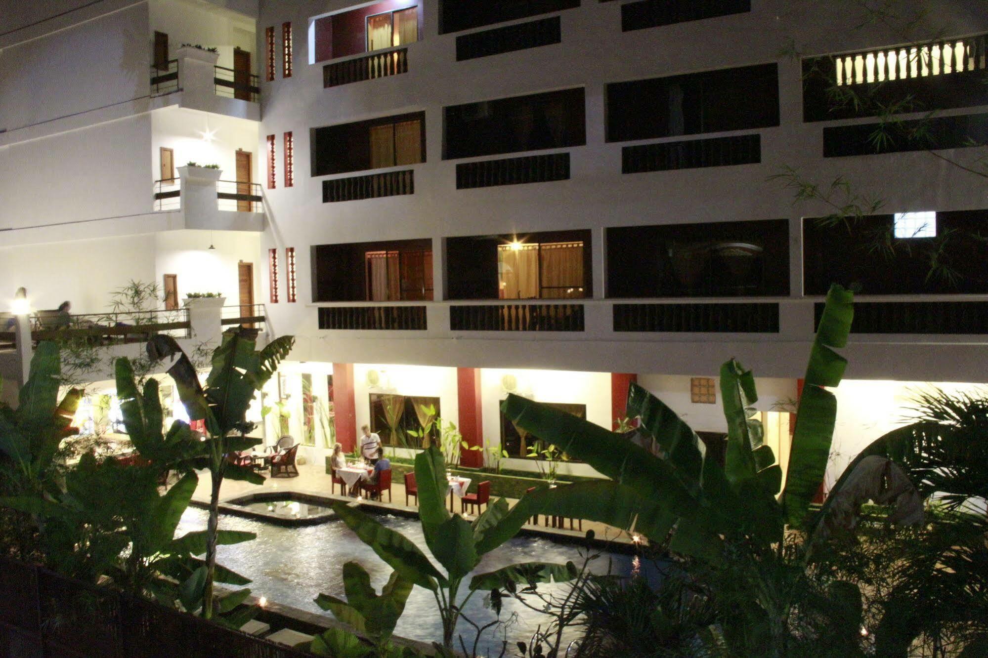 Mekong Angkor Deluxe Hotel Сиемрип Экстерьер фото